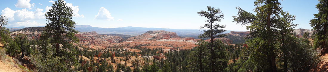 panorama at Sunrise Point in Bryce Canyon